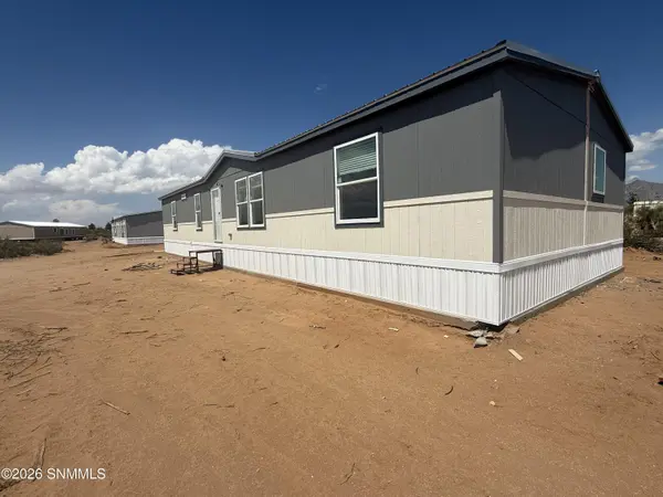 6976 Gopher RD, Las Cruces, NM 88012
