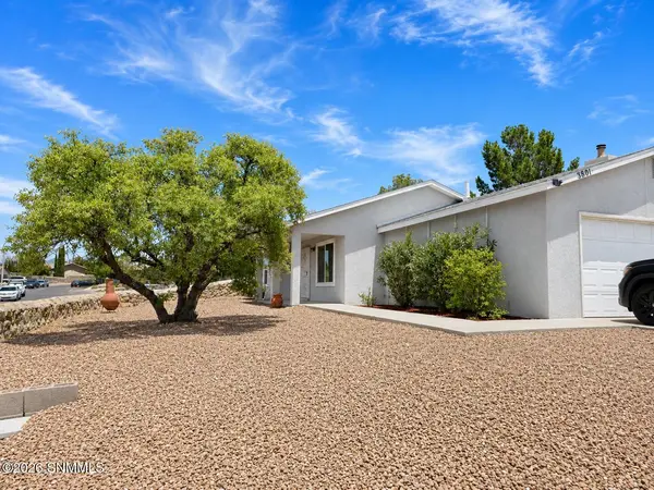 3801 Tiger Eye DR, Las Cruces, NM 88012