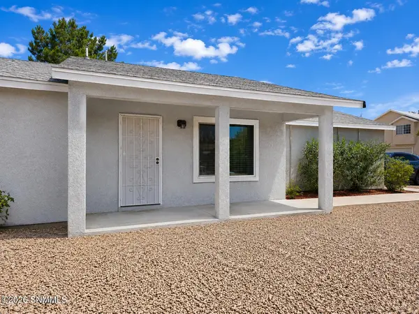 3801 Tiger Eye DR, Las Cruces, NM 88012