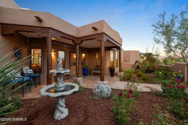 5025 Silverton CT, Las Cruces, NM 88011