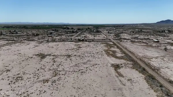 TBD Hereford Rd SE #Block 4 Lot 15, Deming, NM 88030