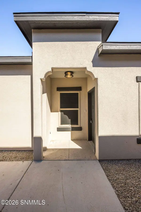 1109 Chitamacha RD, Las Cruces, NM 88007