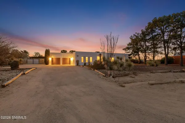 4136 E Winchester RD, Las Cruces, NM 88011