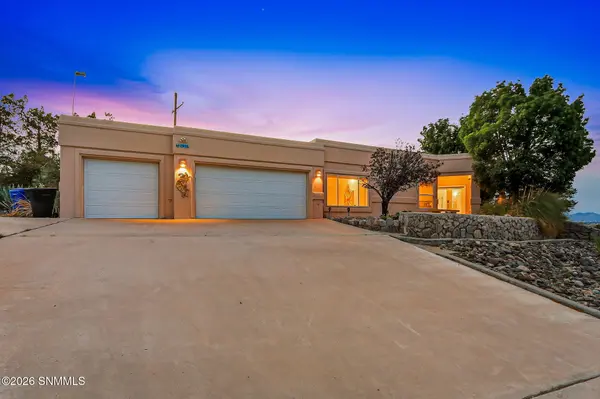 2932 Winterset RD, Las Cruces, NM 88005