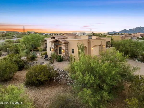5708 Via Estrella, Las Cruces, NM 88011