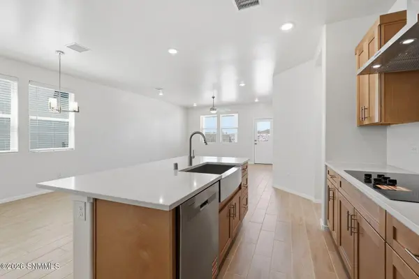 6555 Newcastle AVE, Las Cruces, NM 88012