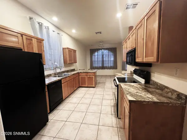 740 Canyon Point RD, Las Cruces, NM 88011