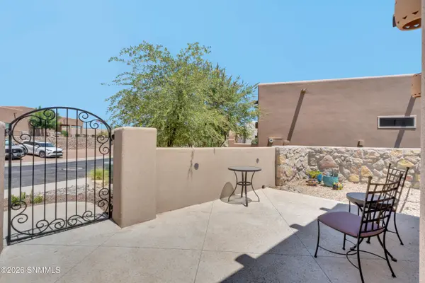 8185 Willow Bloom CIR, Las Cruces, NM 88007
