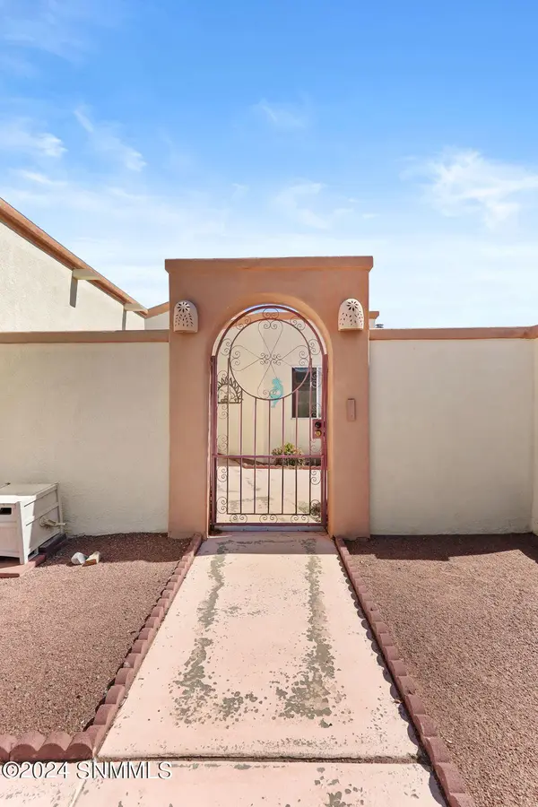 6732 Camino Blanco, Las Cruces, NM 88007