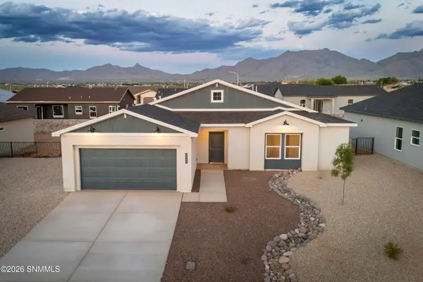 6548 Phoenix ST, Las Cruces, NM 88012