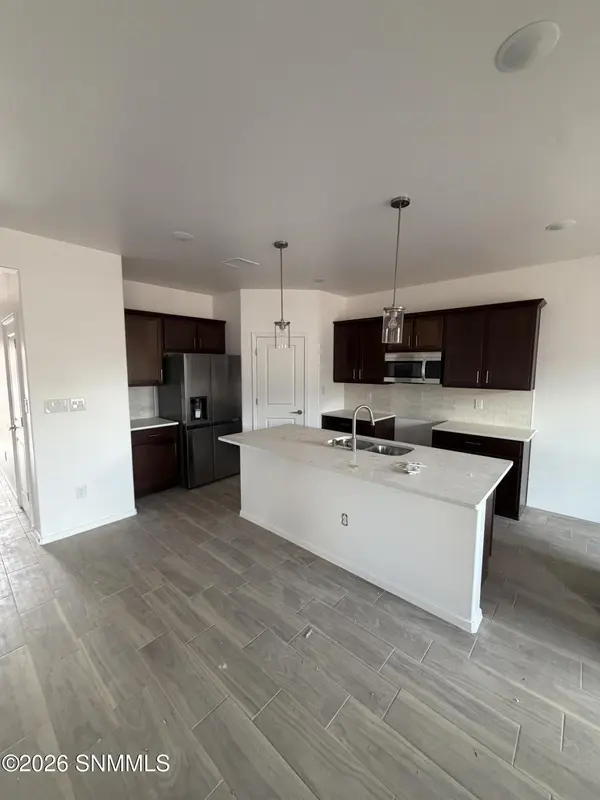 6552 Phoenix ST, Las Cruces, NM 88012