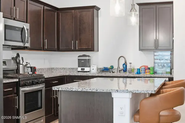 6122 Clapton PL, Las Cruces, NM 88012