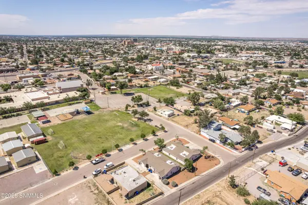 705 Cactus #1 & 2, Las Cruces, NM 88001