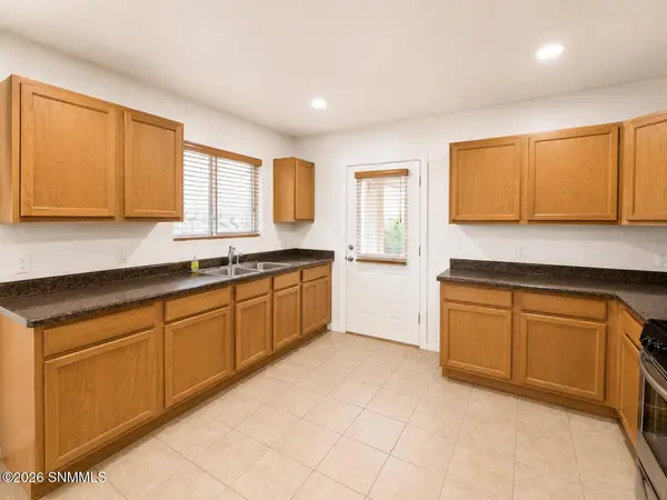 7533 Sierra Bella PL, Las Cruces, NM 88012