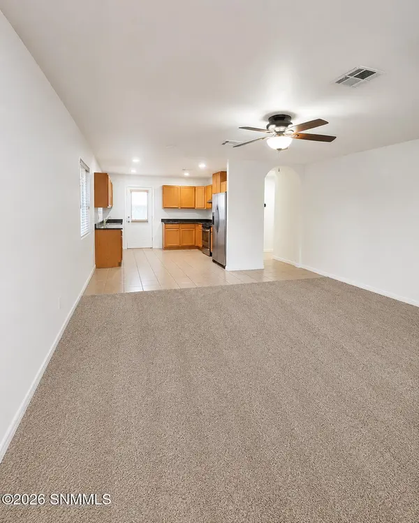 7533 Sierra Bella PL, Las Cruces, NM 88012