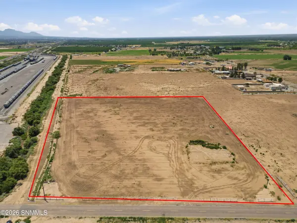215 Harding RD, Anthony, NM 88021