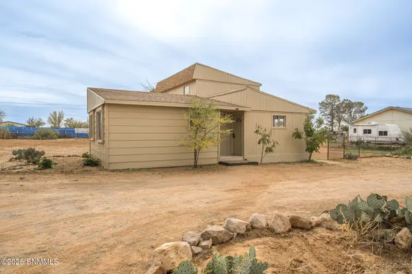 9104 Horace LN, Las Cruces, NM 88011