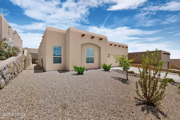 3030 Don Buck DR, Las Cruces, NM 88011