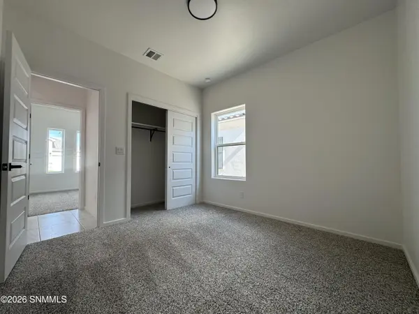 1049 Arabetto RD, Las Cruces, NM 88012