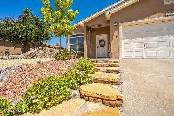 5195 Imperial DR, Las Cruces, NM 88012