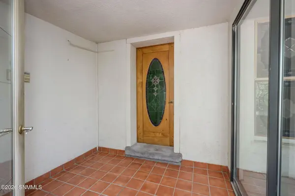 3107 Oak ST, Las Cruces, NM 88005