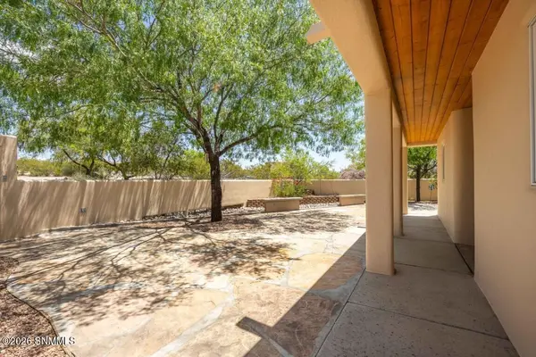 5160 Calle Bellisima RD, Las Cruces, NM 88011
