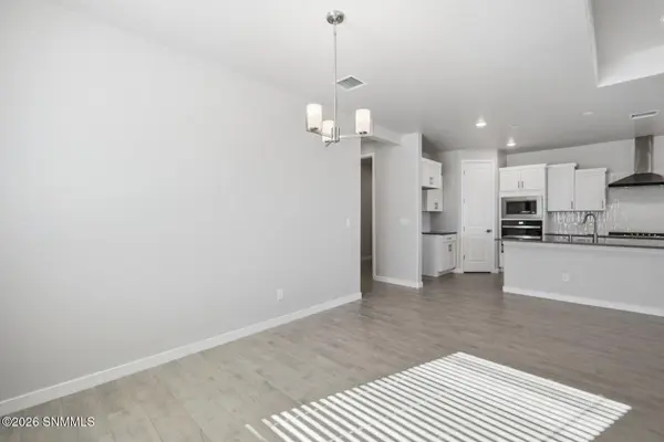 6055 Green Ridge DR, Santa Teresa, NM 88008