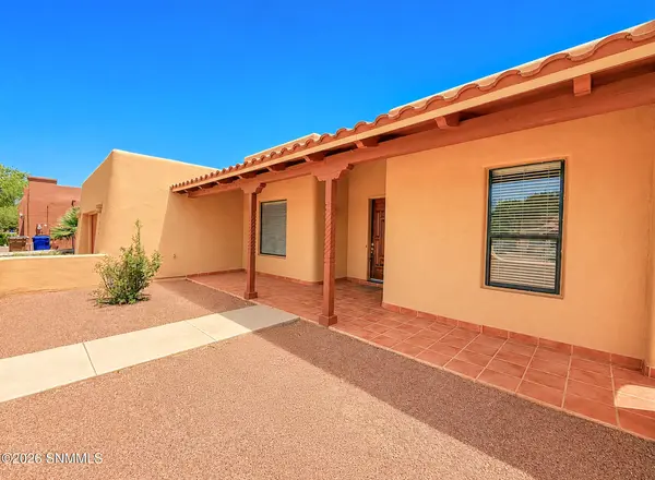 2040 Sorrento PL, Las Cruces, NM 88005