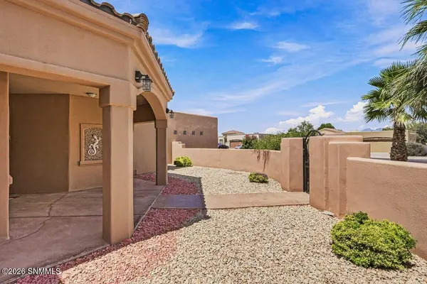 4192 Santa Lucia Arc, Las Cruces, NM 88005