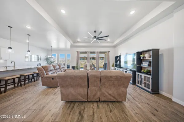 3777 Nightingale AVE, Las Cruces, NM 88012