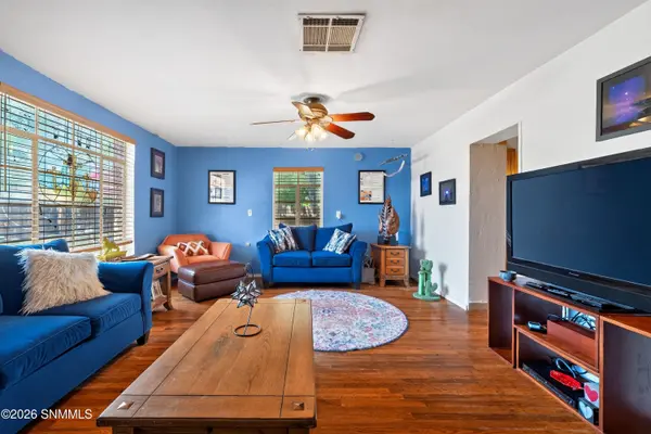 838 N Manzanita ST, Las Cruces, NM 88001