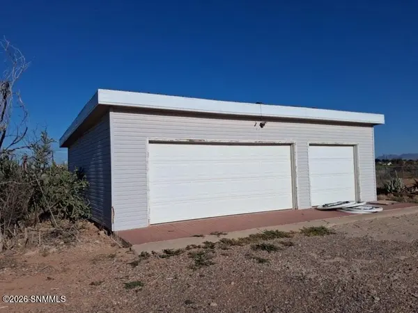 322 Paseo Real DR, Chaparral, NM 88081