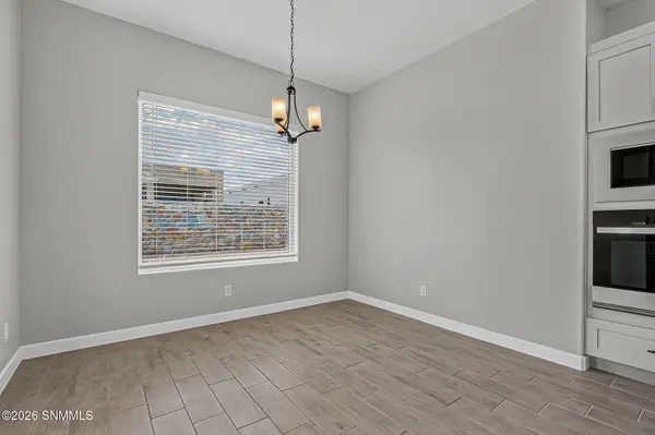 7341 Ultramarine RD, Las Cruces, NM 88012