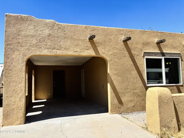 1605 Juniper AVE, Las Cruces, NM 88001