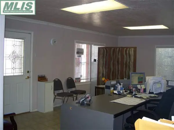 1206 E Lohman AVE, Las Cruces, NM 88001