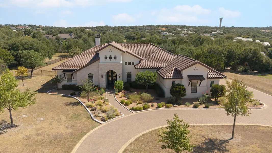 8609 Bellancia DR, Austin, TX 78738