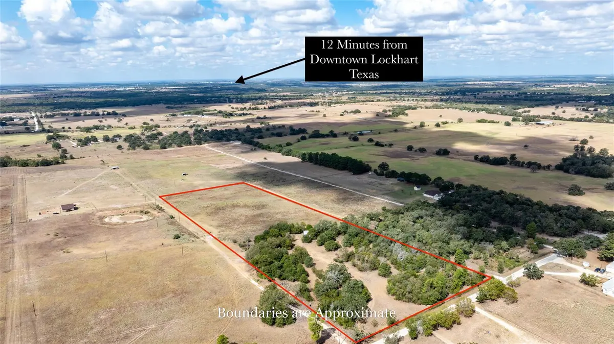 1350 Cattlemens ROW, Lockhart, TX 78644