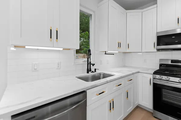 5305 Ledesma unit 4 Ledesma RD #4, Austin, TX 78721