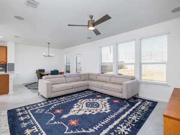 7106 Summer Tanager DR #18, Austin, TX 78744