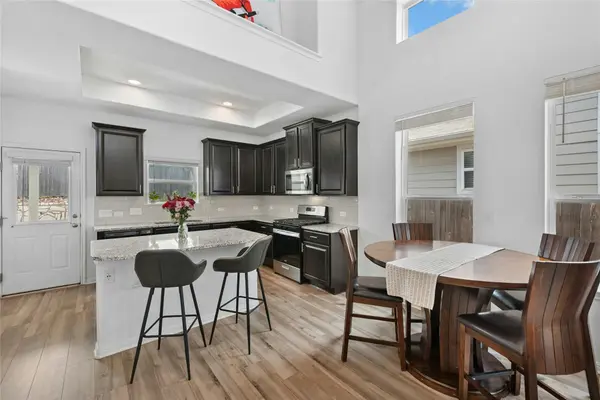 10813 Sentinel DR, Austin, TX 78747