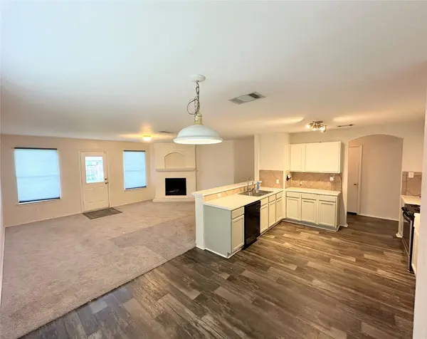 12929 Waynespur LN, Elgin, TX 78621