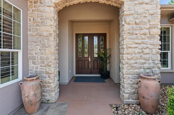 106 Belfalls DR, Georgetown, TX 78633