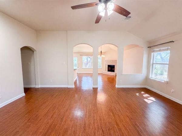1315 Tumbling River DR, Leander, TX 78641