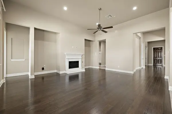 6901 Leonardo DR, Round Rock, TX 78665