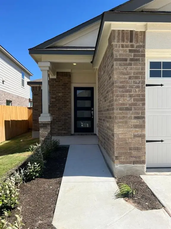 212 Canley LOOP, Hutto, TX 78634