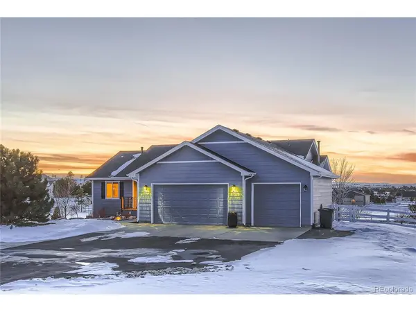 41401 Farmhouse, Parker, CO 80138
