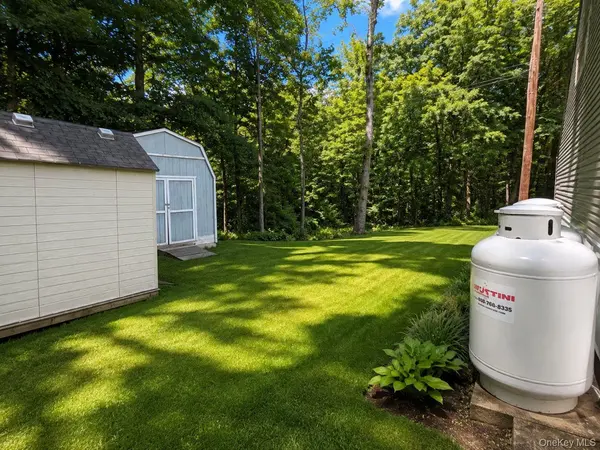 131 Rymrock RD #18, Kingston, NY 12401