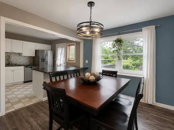 3810 Kingsway Drive, Crown Point, IN 46307