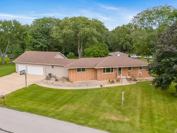 8912 Edison ST, Crown Point, IN 46307