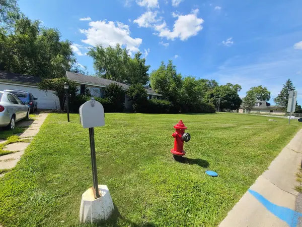 7929 Whitcomb Street, Merrillville, IN 46410